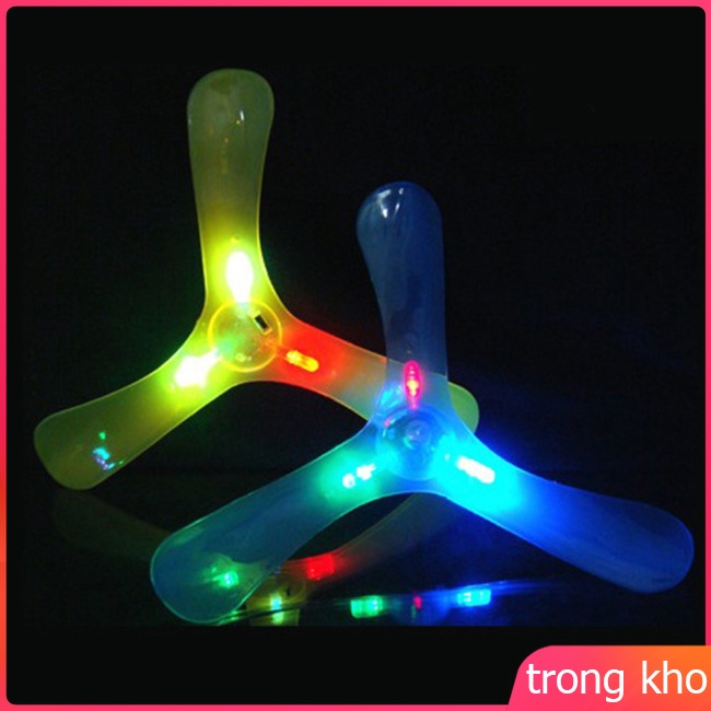 Creative Flashing Boomerang Plastic Flying Tri Blade Sports Toys