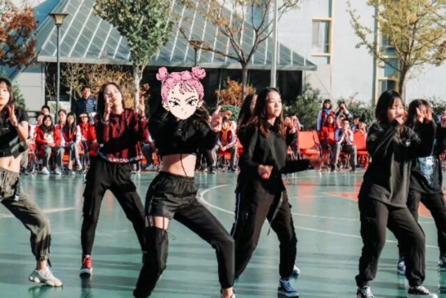 (Sẵn )Quần Lisa Black Pink - quần bomber cho bạn trẻ hay dancer | BigBuy360 - bigbuy360.vn