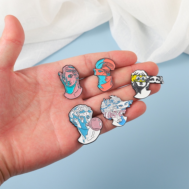 Ghim Cài Áo Hình Chú Bọt Biển Đáng Yêu