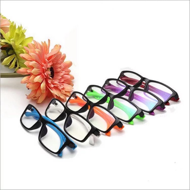 Kính thời trang nam nữ giá rẻ