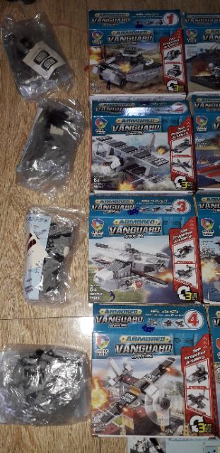 Sét 8 hộp lắp ráp LegoVanguaro Tàu sân bay_máy bay_Người sắt trọn bộ 41015 có trên 650 chi tiết bằng nhựa ABS