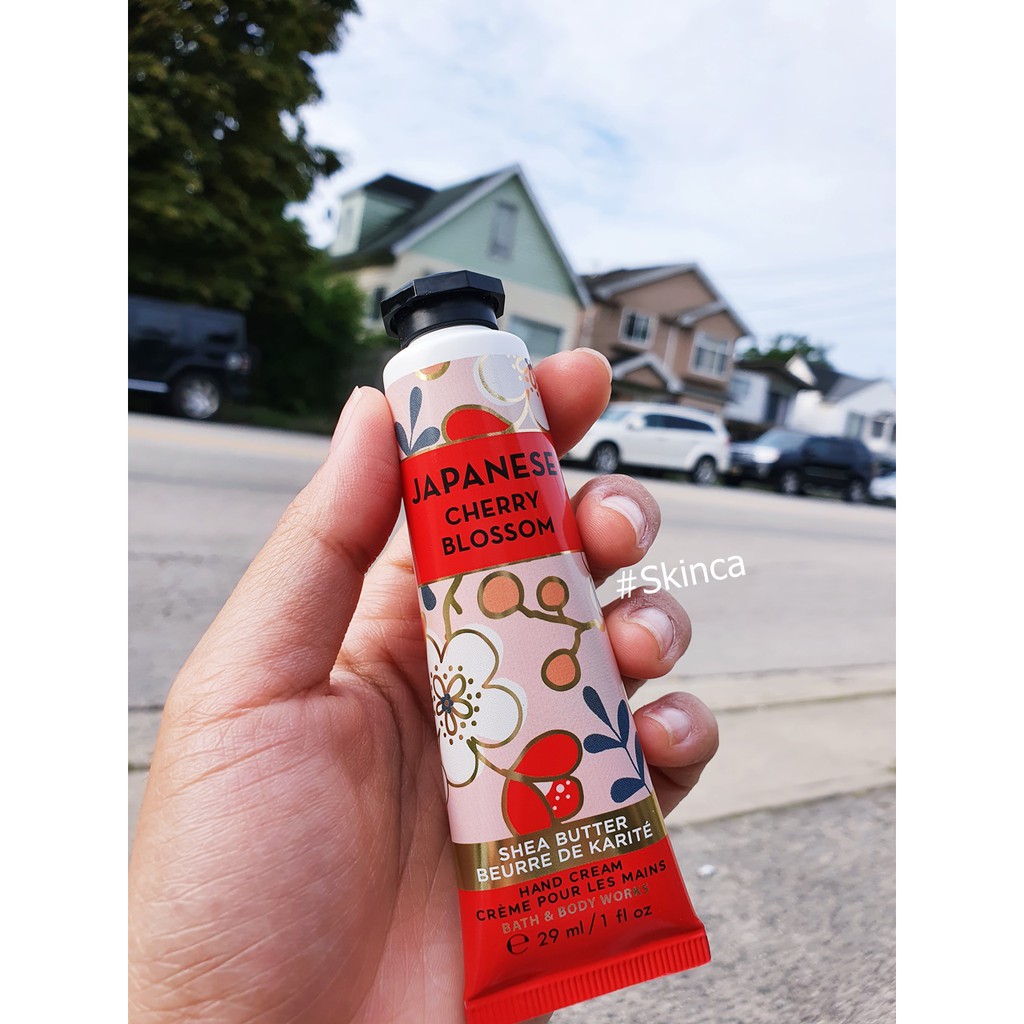 Kem dưỡng tay Bath & Body Works Japanese Cherry Blossom Hand Cream | BigBuy360 - bigbuy360.vn