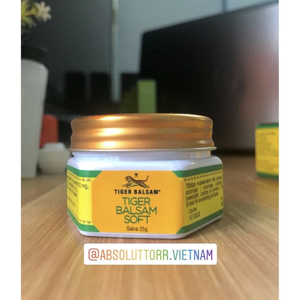 Dầu cù là con cọp TIGER BALSAM SOFT