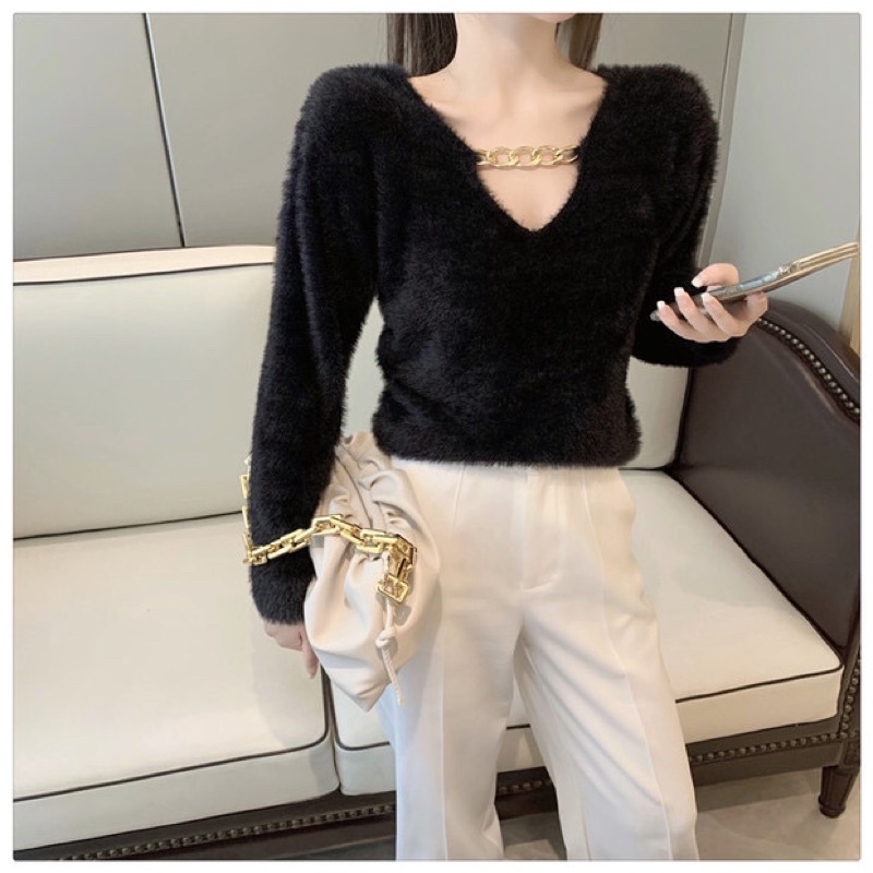 Áo len lông thỏ kèm dây xích ( sẵn đen ) | BigBuy360 - bigbuy360.vn