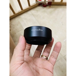 Hood zin minolta phi 52mm dùng cho lens có đường kính filter 52mm