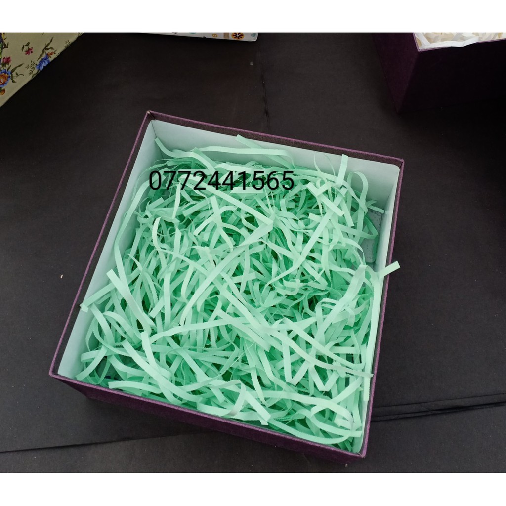 Giấy rơm/ Giấy vụn cắt sẵn lót hộp quà 1kg | BigBuy360 - bigbuy360.vn