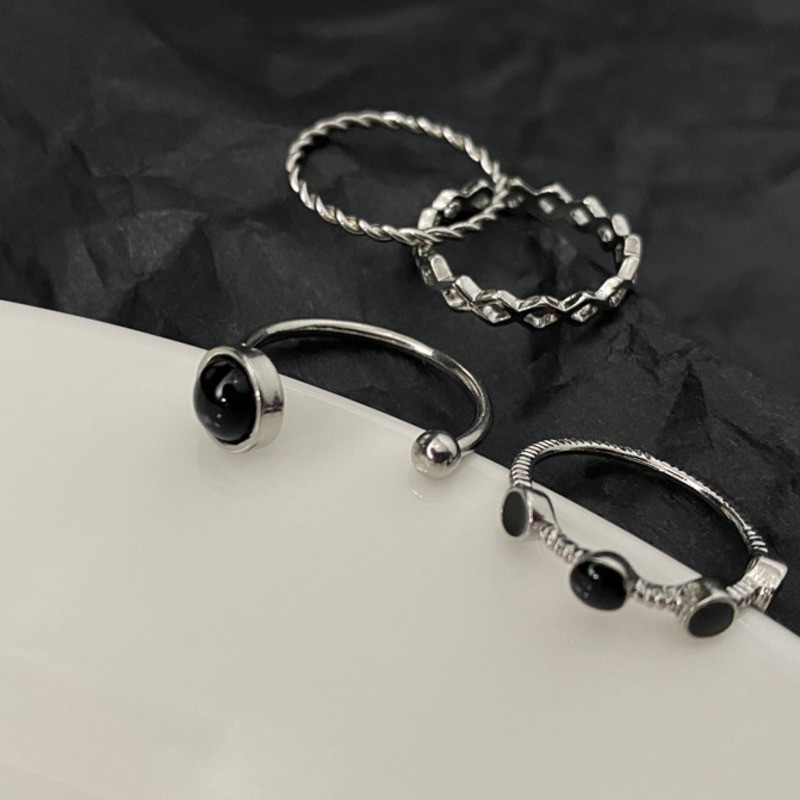 Nhẫn kim loại kiểu dáng sáng tạo thời trang