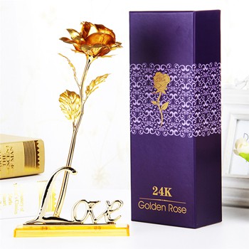 Hoa hồng mạ vàng 24K có đế bông màu vàng - winz.vn