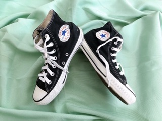 Giày Converse 2hand chính hãng size 37.5