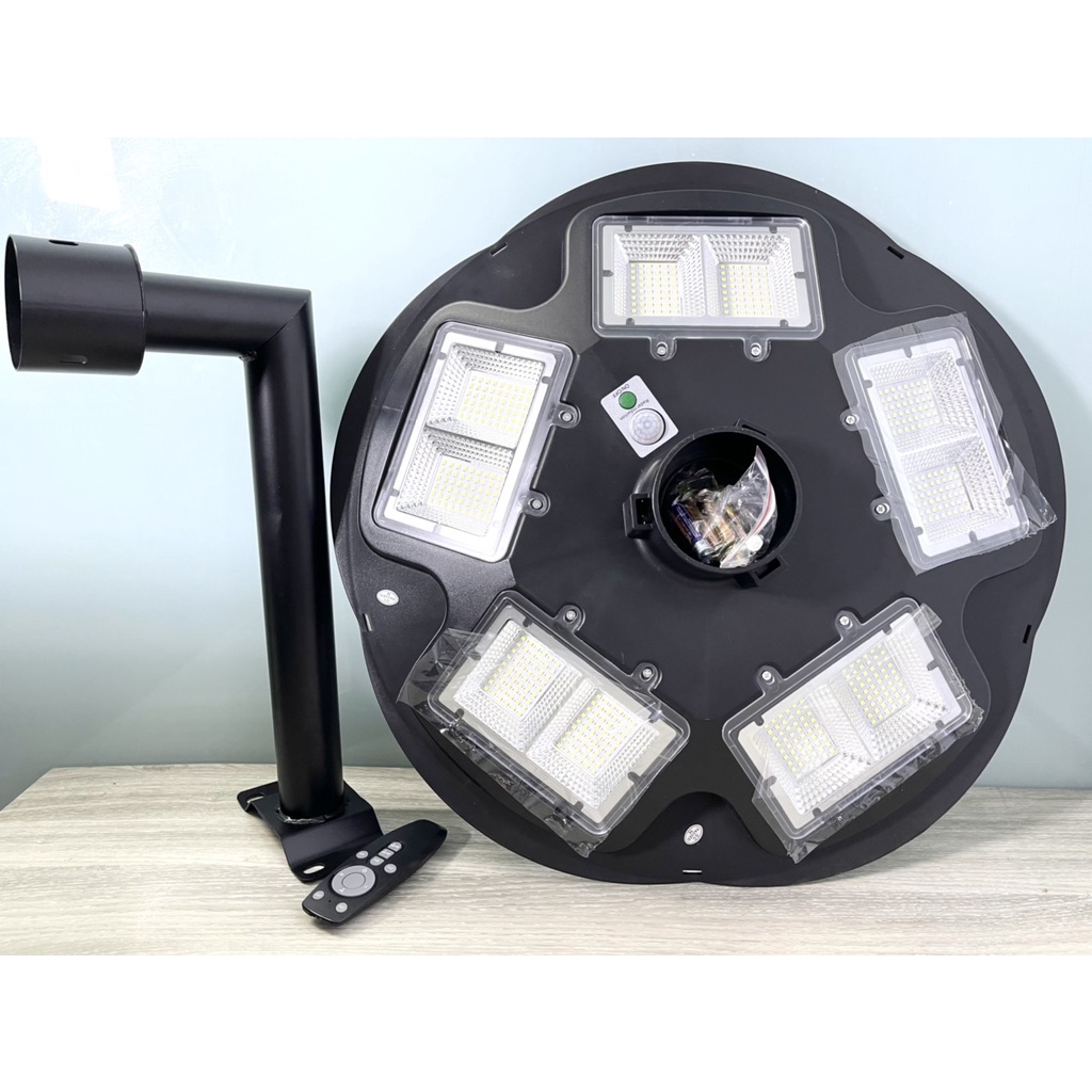 Đèn Năng Lượng Mặt Trời Cao Cấp Solar Light - Đèn UFO 250W Chính Hãng - BH 24 Tháng Lỗi 1 Đổi 1 - Ưu Đãi 50%