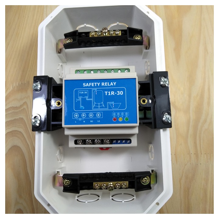 Bộ Thiết bị Rơ le phao điện 12V 30A RELAY T1R30 - Dùng cho máy bơm nước công suất lớn