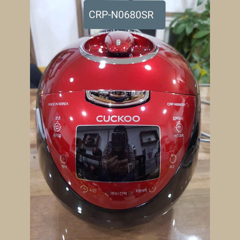 Nồi Cơm Áp Suất Điện Tử Cuckoo CRPN0680SR 1.08l