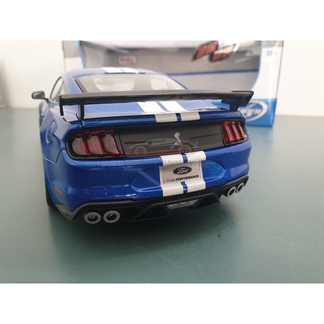 Xe mô hình Ford Mustang 2020, tỉ lệ 1:18, màu xanh