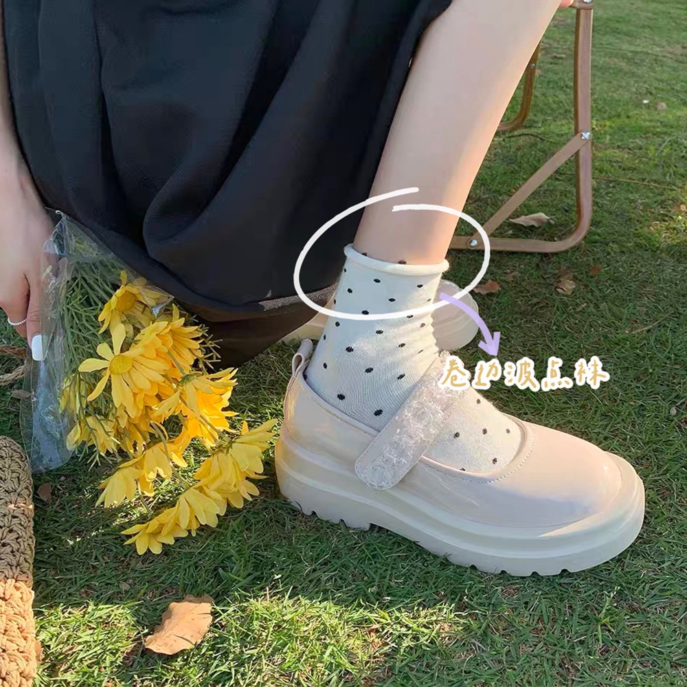 Tất nhún cao cổ họa tiết chấm bi