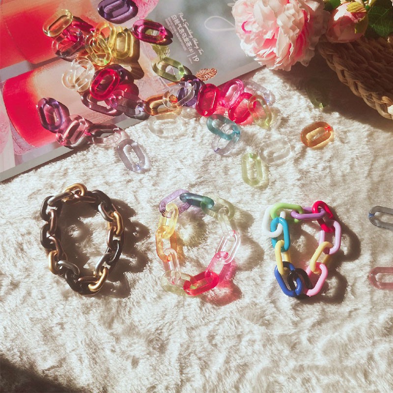 Vòng tay trong suốt kiểu dáng thời trang | BigBuy360 - bigbuy360.vn