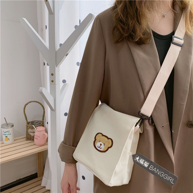 Túi Đeo Chéo Vai Vải Bố Mềm Mại Thêu Hình Gấu Nhỏ Thời Trang Harajuku Nhật Hàn Đáng Yêu Cho Nữ