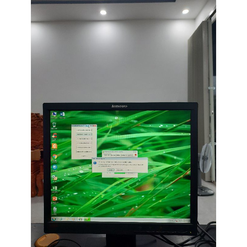 Máy tính bàn Lenovo giá rẻ | BigBuy360 - bigbuy360.vn