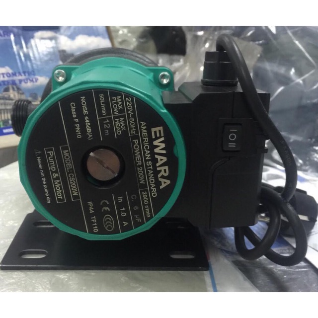 Máy bơm nước tăng áp từ 200w .