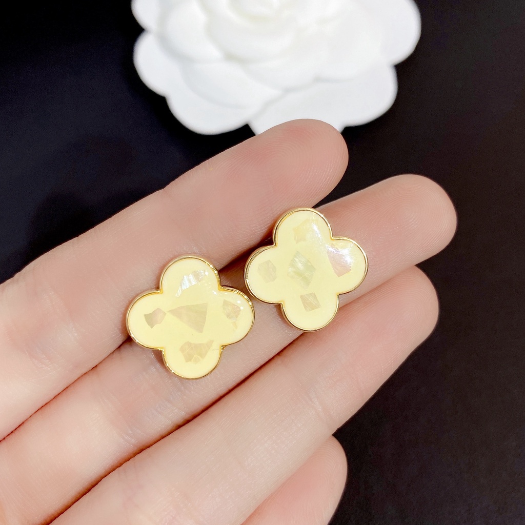 Bông Tai Nữ Cá Tính Đính Đá Cao Cấp Mang Phong Cách Hàn Quốc  - MS246934