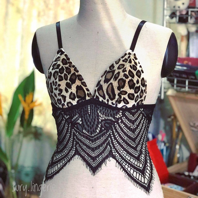 áo bra da báo cánh bướm