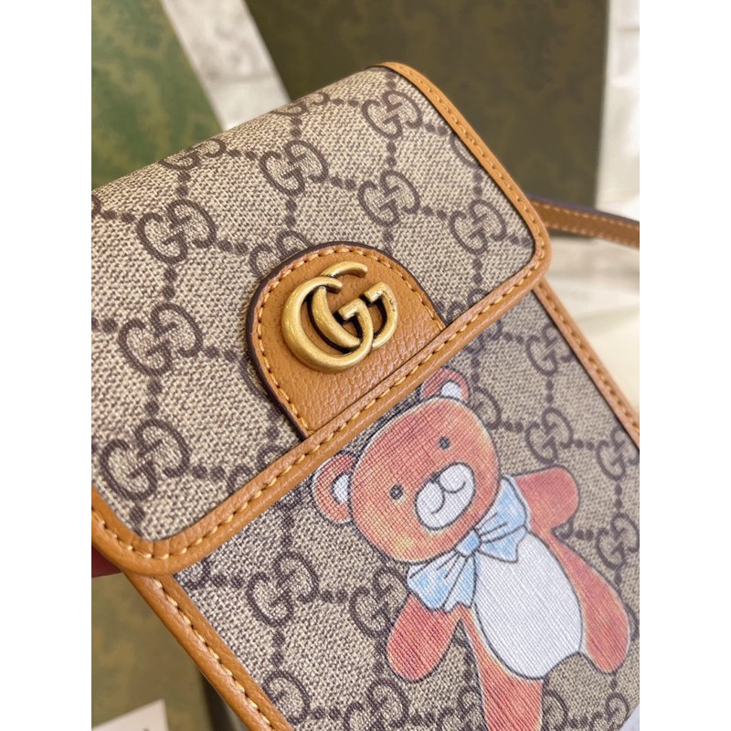 túi đeo chéo mini đựng điện thoại thêu logo gấu nhỏ gucci GC GG