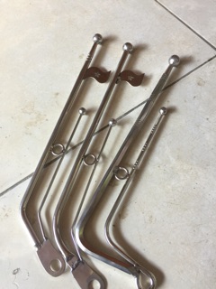 Ăng ten lắp xe có cờ đặc
