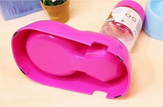 Bát cấp nước tự động cho chó mèo
