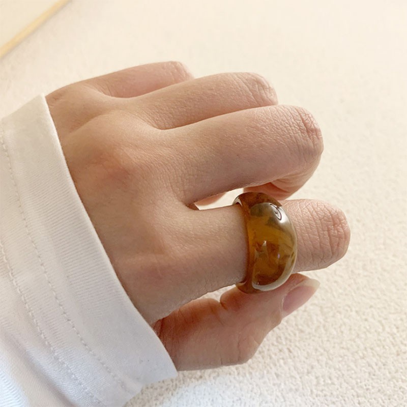 Nhẫn đeo ngón tay bằng resin phong cách Hàn Quốc