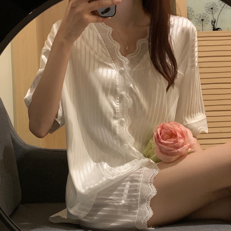 Bộ Đồ Ngủ Tay Ngắn Cổ Chữ V Màu Sắc Thời Trang Sành Điệu Cho Nữ