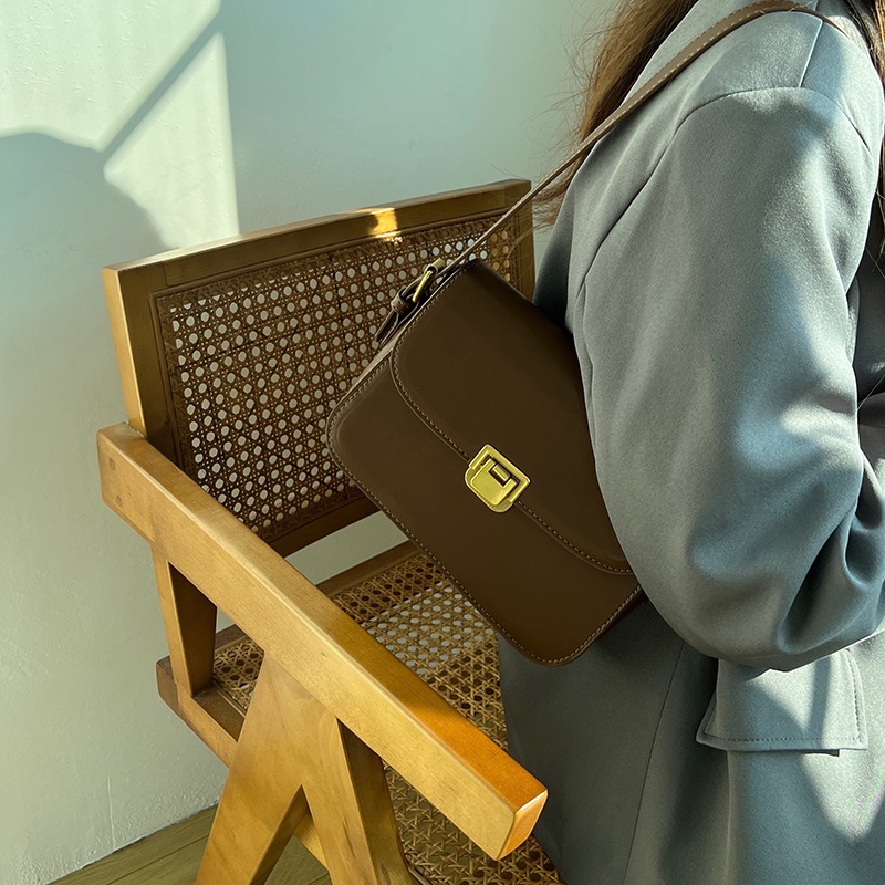 Túi đeo chéo IELGY màu nâu sang trọng thời trang cho nữ