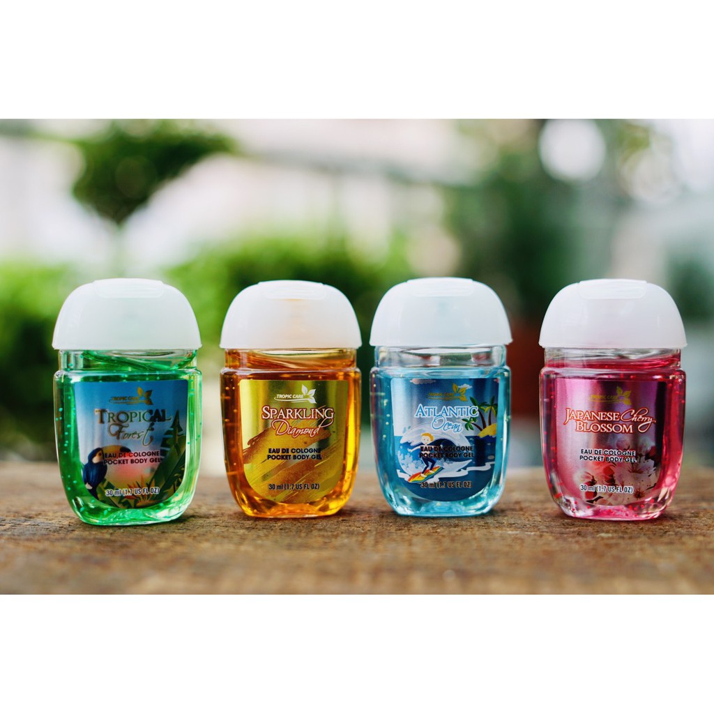 COMBO 4 CHAI GEL RỬA TAY NƯỚC HOA TROPIC CARE (TẶNG KÈM 4 MÓC TREO TIỆN LỢI) | Thế Giới Skin Care