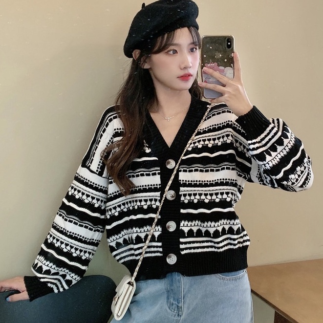 Áo Khoác Cardigan Cổ Chữ V Form Rộng Họa Tiết Kẻ Sọc Thời Trang Mùa Thu Phong Cách Hàn Quốc Mới Cho Nữ