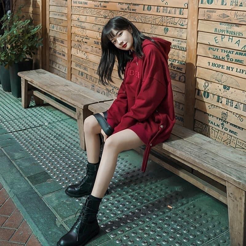 Áo hodie đỏ , hàng nỉ bông dày đẹp cực kì ạ 😍 hàng có sẵn