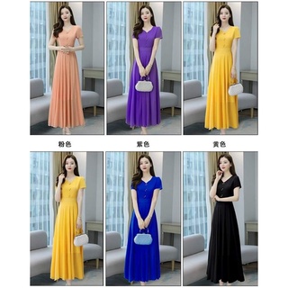 Đầm xòe cổ tim đính cườm vàng 2019