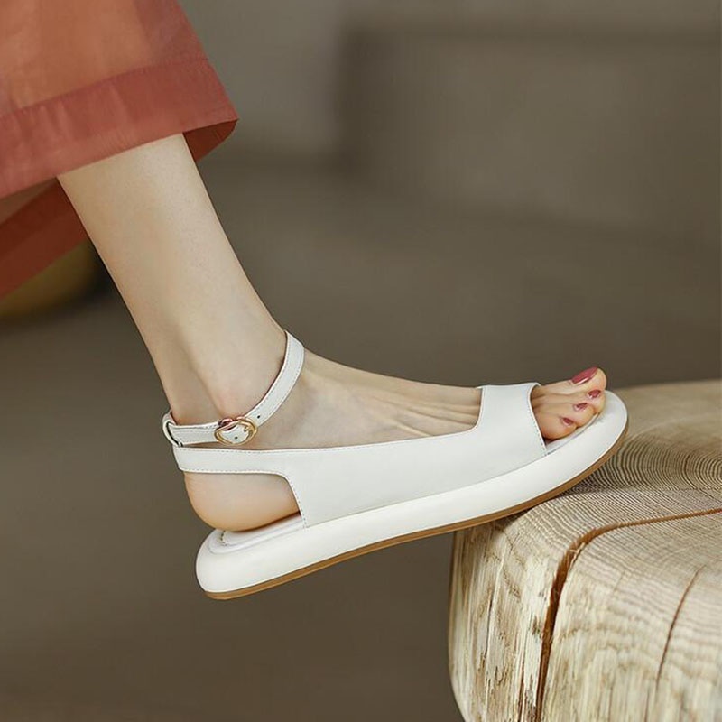 Giày sandal IELGY đế mềm đơn giản dễ phối đồ thời trang dành cho nữ