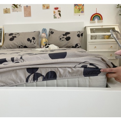 Set bộ ga gối chuột mickey 3 món siêu xinh dày dặn KT 2.2m*2m