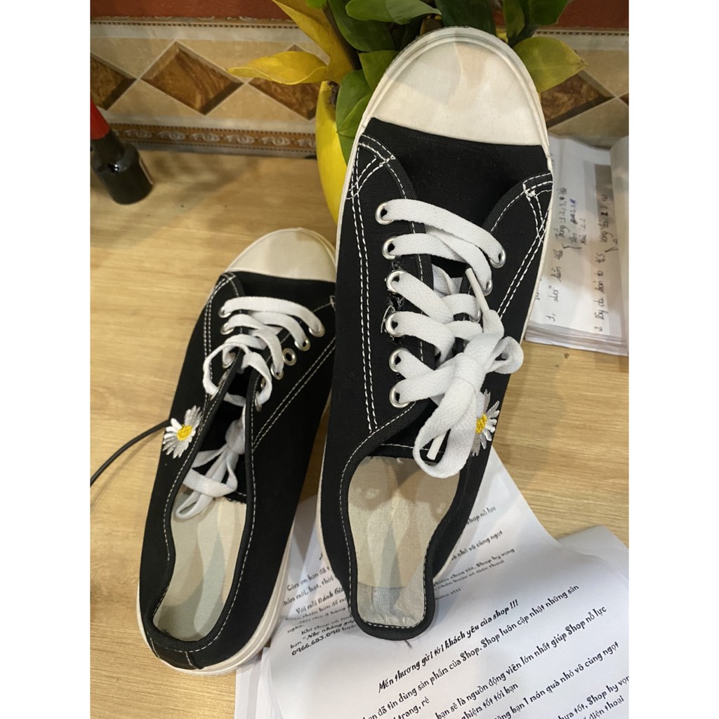 GIÀY NỮ, GIÀY SNEAKER THẤP CỔ THÊU HOA CÚC GR 24 | BigBuy360 - bigbuy360.vn
