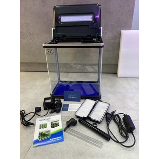 Hồ cá mini để bàn Sobo 620F (285x190x315-15L)