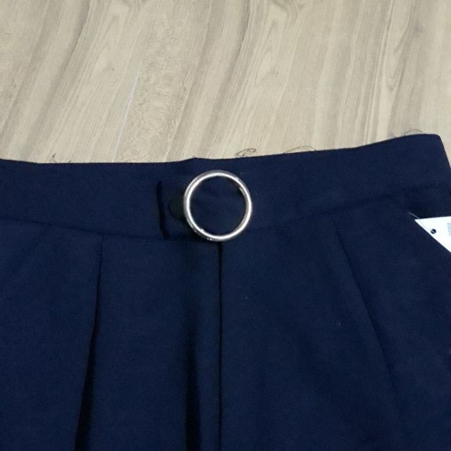 Quần baggy đai tròn cúc lệch L1