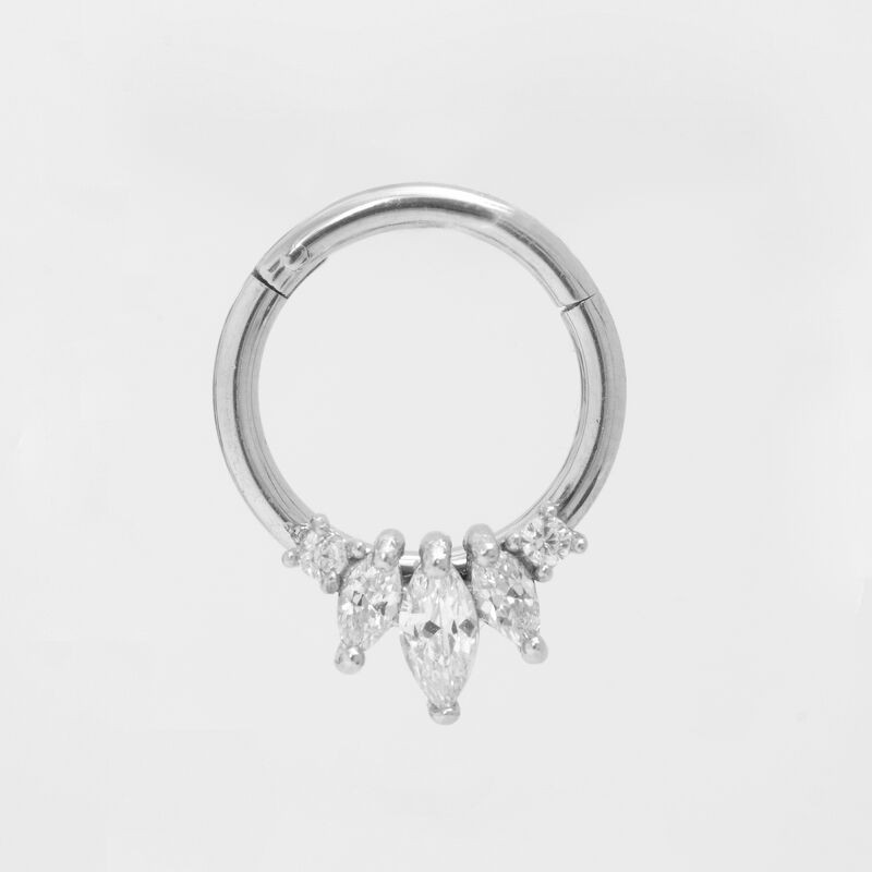 Khuyên vòng đá Five wings