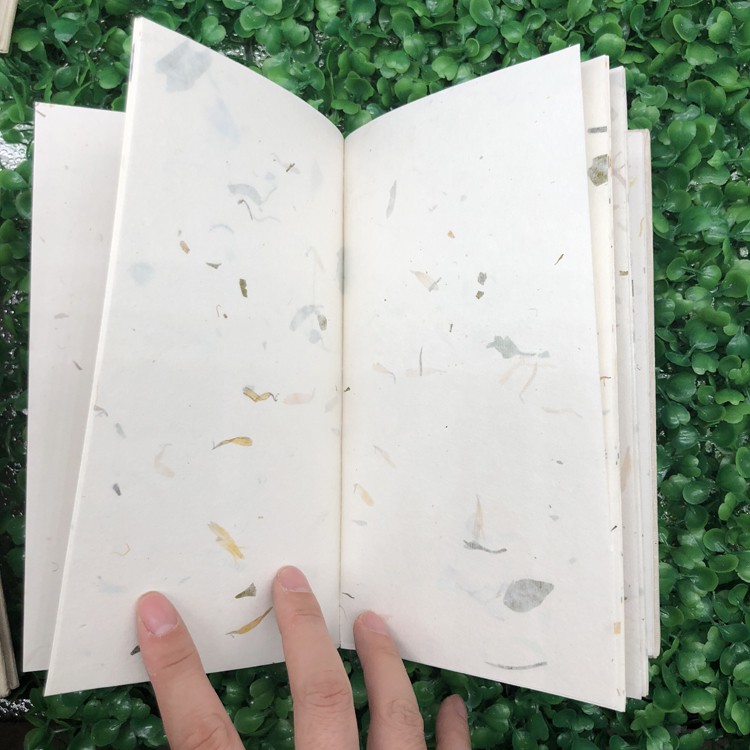 Sổ tay bìa ép hoa khô handmade