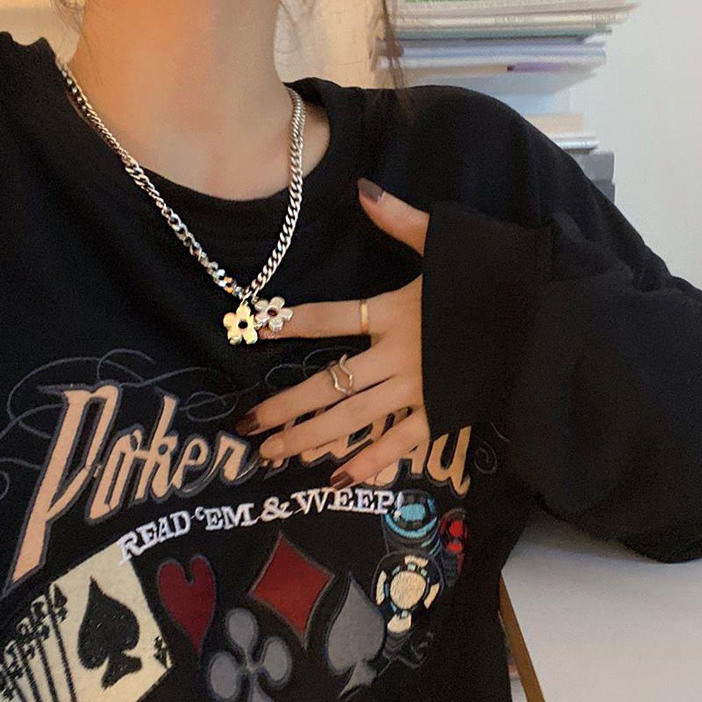 Vòng cổ Mặt Hoa Kim Loại Phong Cách Hàn Quốc Thanh Lịch Cho Nữ