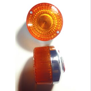 Đèn nhal trước cúp 81x2 cái