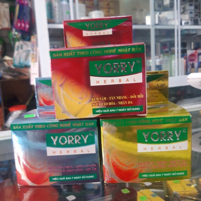 Kem Dưỡng Da Âm Sáng Da YORRY
