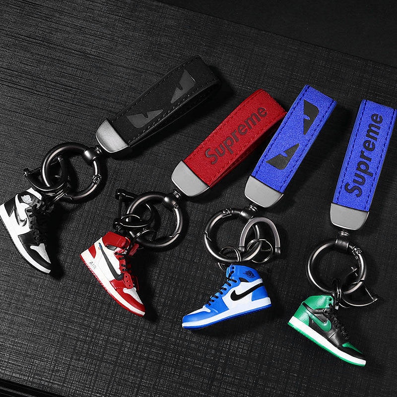Creative AJ Keychain Pendant High-End Basketball Shoes Three-Dimensional Shoe Model Suede Car Fashion Brand Key Chain Men and Women 3Dof