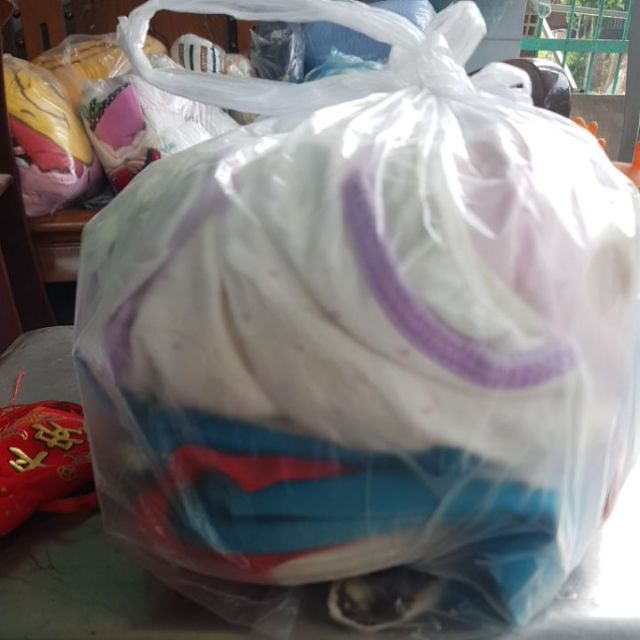Quần áo phạm quỳnh