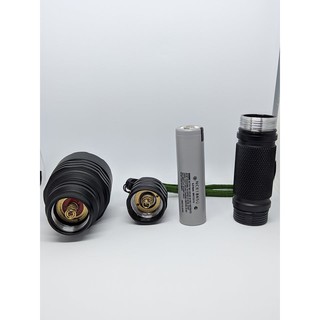 Đèn pin C8/C8+ 1800lumen-450