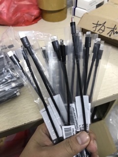 Cáp Lightning 20cm chính hãng Beats có MFi (Do Apple sản xuất)
