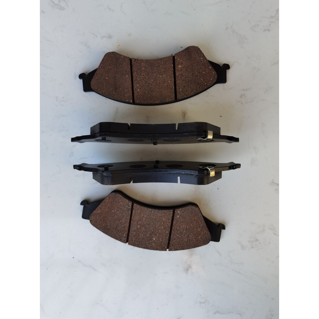 Bố thắng trước FORD RANGER  / EVEREST đời 2013 đến 2018 Vetas 33 23z( 1 bộ )