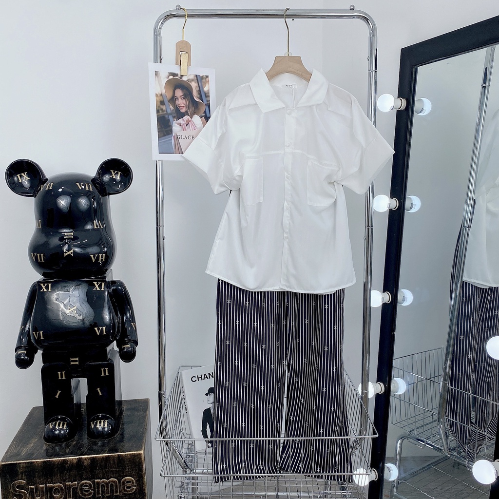 Set bộ sơ mi trắng cộc tay quần kẻ chữ siêu cá tính BN245